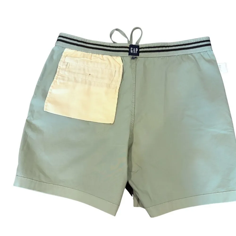 GAP Men's XL Green Drawstring Shorts